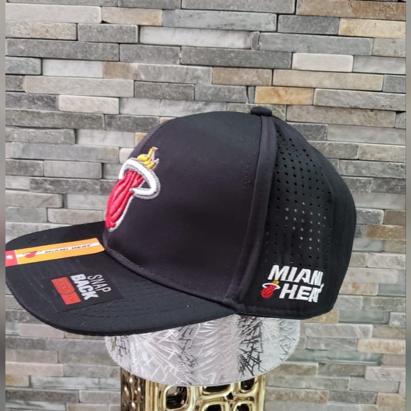 New heat snapback - Picture 2 of 5